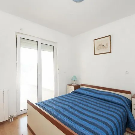 Bertie's - Two Bedroom With Terrace And Sea View A1 Apartment Smokvica (Korcula)