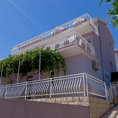 Apartment Bertie's - Two Bedroom With Terrace And Sea View A1 Smokvica (Korcula)